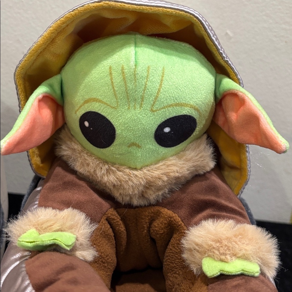 GAP Brown Star Wars Slippers - Picture 8 of 9